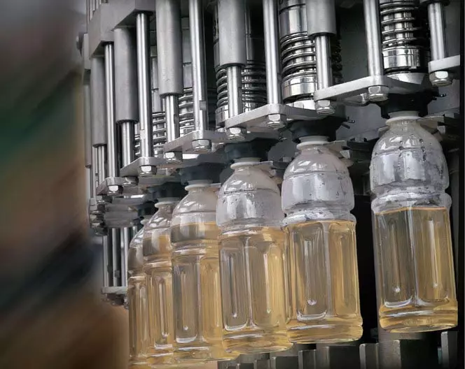 دستگاه پرکن مایعات ثقلی